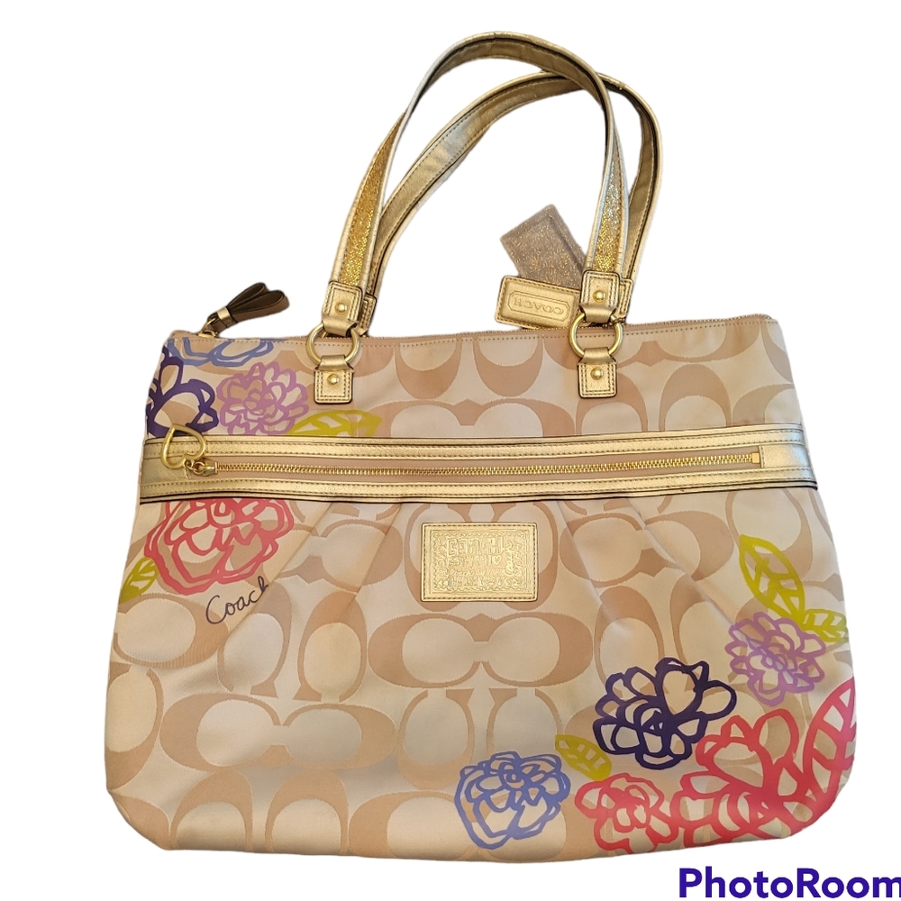 Coach Poppy Daisy Signature floral graffiti applique large purse